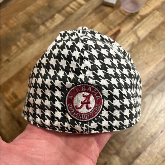 Alabama Houndstooth Top of The World Cap with Red Brim and Logo - Picture 2 of 4